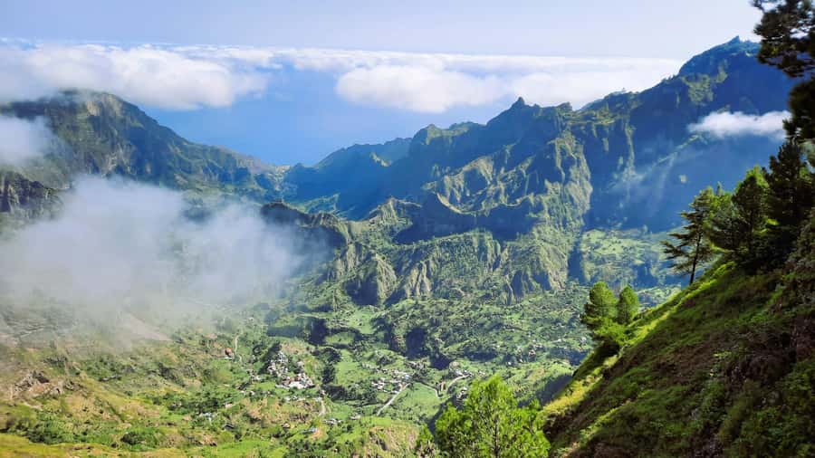 Santo Antão: Hiking Cova Volcano Crater to Ribeira Paúl - Cova Natural Park and the high crater views