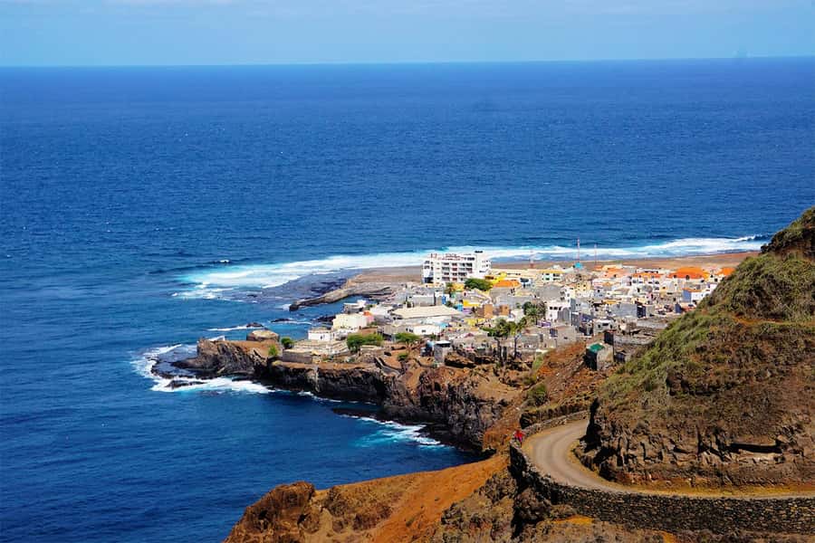 Santo Antão: Ponta do Sol & Fontainhas Guided Trip with Hike - Fontainhas earns its famous viewpoint