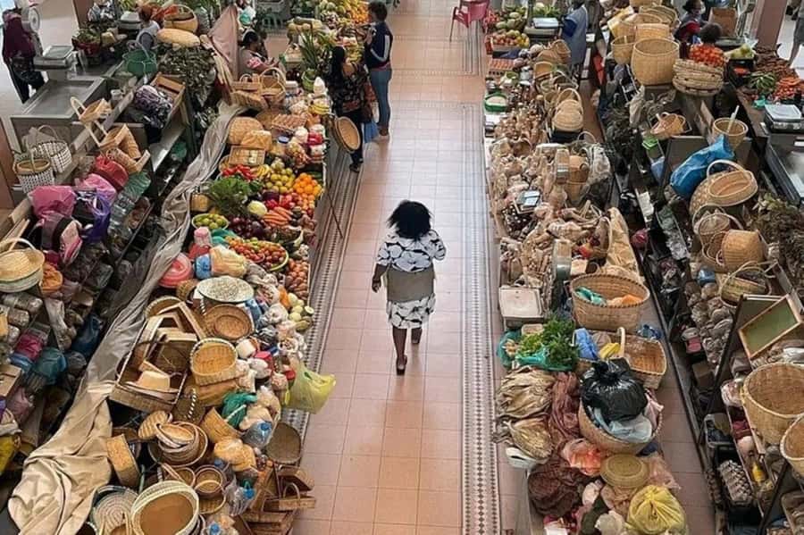 São Vicente: Markets, Mountains, Fishing Villages & Beaches - Who should book this São Vicente tour?