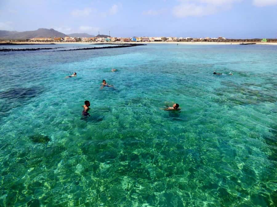 São Vicente: Markets, Mountains, Fishing Villages & Beaches - Baía das Gatas and a short Atlantic swim