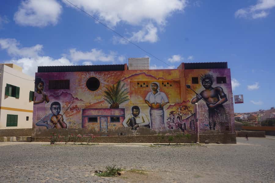São Vicente: Private Highlights Tour from Mindelo Port - Who should book this six-hour outing?