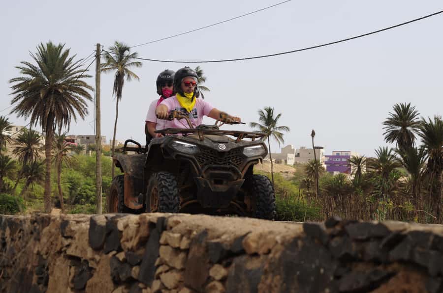 São Vicente: Quad Bike Tour in Mindelo - 4 Hours Adrenaline - Returning to Mindelo through colonial streets and the Fish Market