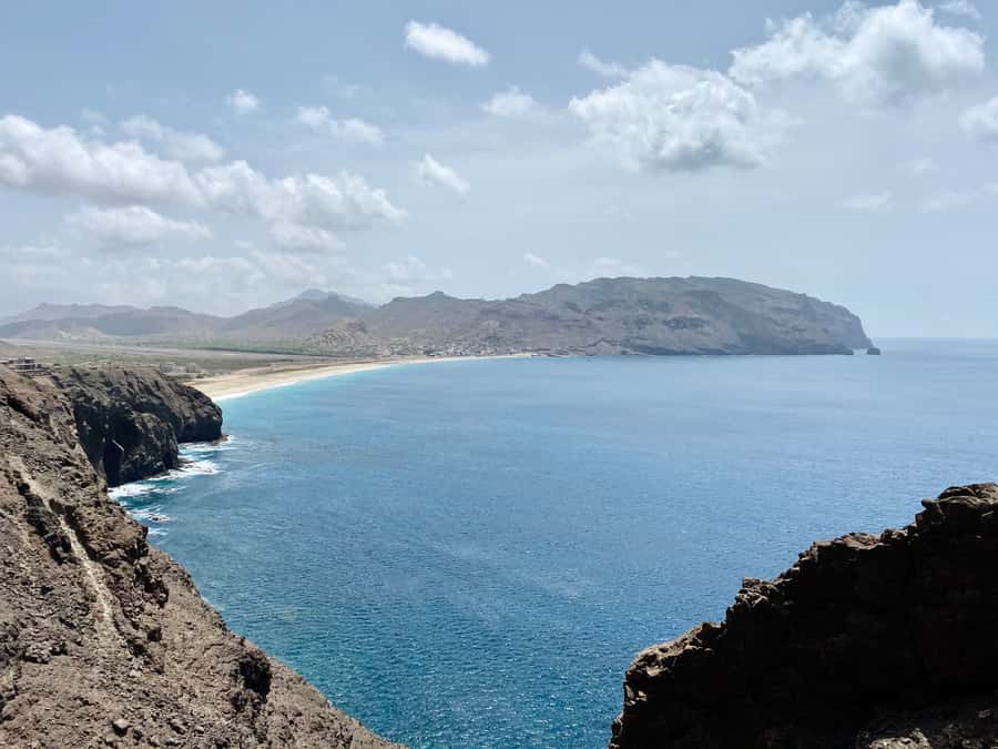 São Vicente: Swimming and Snorkeling Tour with Sea Turtles - Small groups, languages, and guide quality
