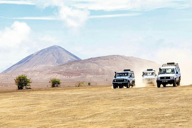Secrets of Sal Island 4x4 Tour with Pedra da Lume Salt Lake - The covered 4x4 makes a real difference