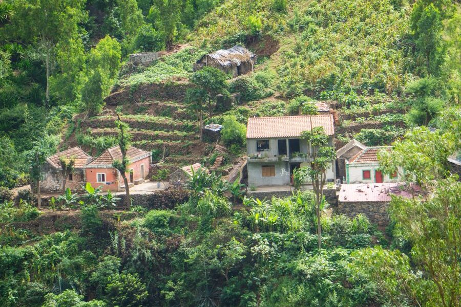 Serra Malagueta Natural Park: Hike to Gongon Valley & Lunch - Passing deserted villages and meeting mountain families