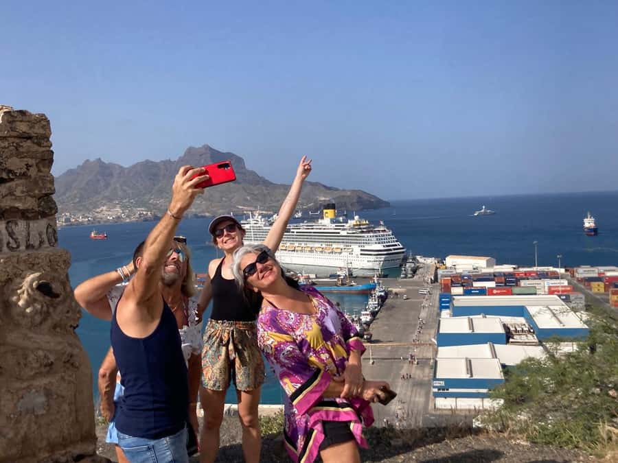 Shore Excursion: São Vicente, Full Day, 6h - Fortim del Rei gives you the best opening view