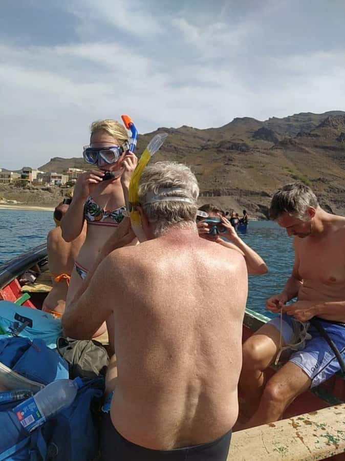 Snorkeling with Turtles - Who should book this São Pedro experience?