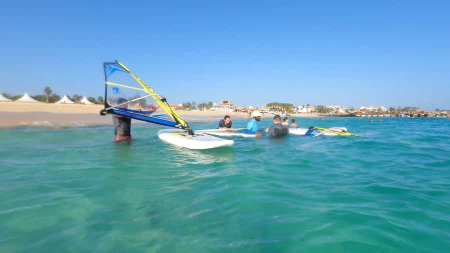 Windsurf Lessons - My verdict on Surf Hub Cabo Verde’s beginner lesson